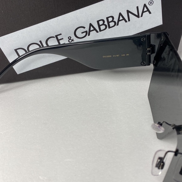 DOLCE & GABBANA DG2233 Oversized Sunglasses - Picture 13 of 16